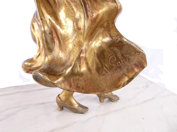 a-gori-lady-golfer 'A Gori' - bronze left-handed lady golfer sculpture now available for purchase at Sculpture Collector