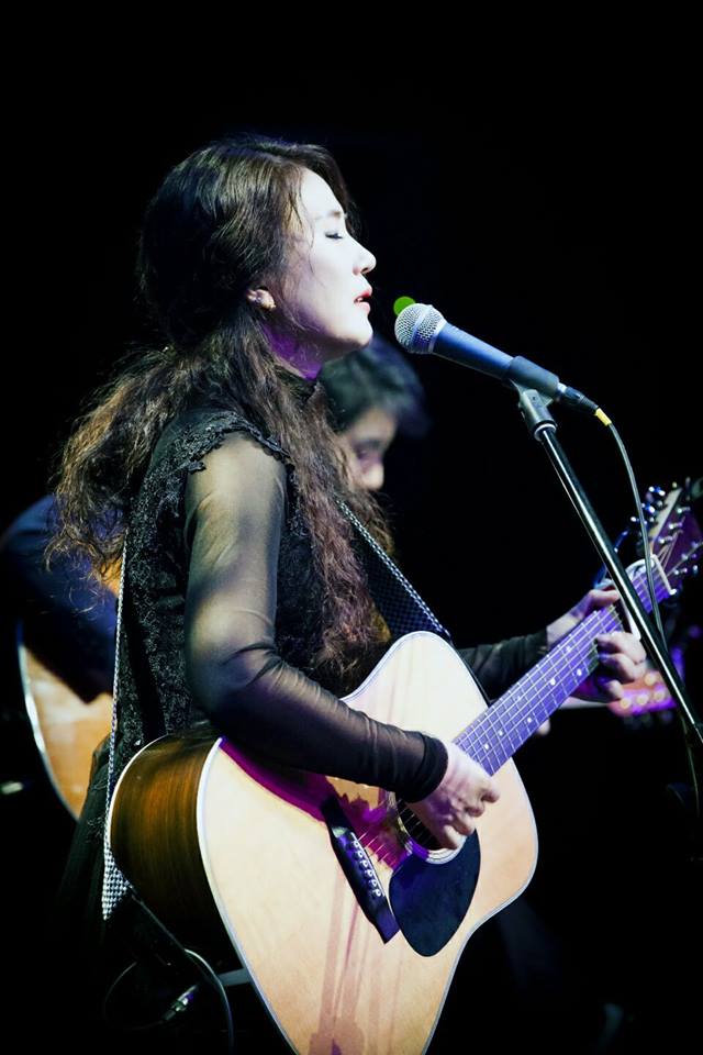 LeeRaHee Korean Vocalist