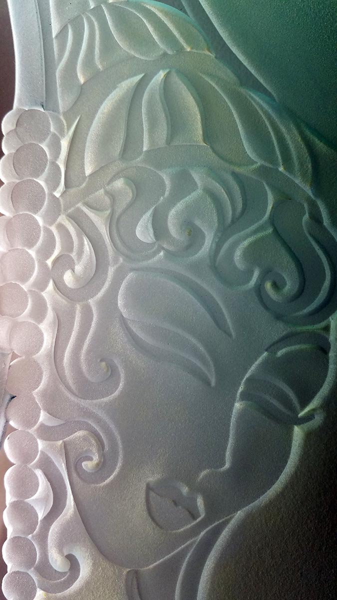 Art Deco Glass floor standing sculpture by Frank Hill Art Deco Glass floor standing sculpture by Frank Hill