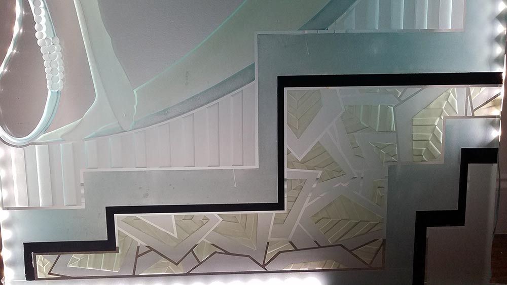 Art Deco Glass floor standing sculpture by Frank Hill Art Deco Glass floor standing sculpture by Frank Hill