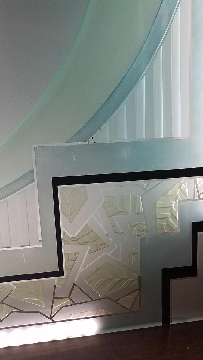 Art Deco Glass floor standing sculpture by Frank Hill Art Deco Glass floor standing sculpture by Frank Hill