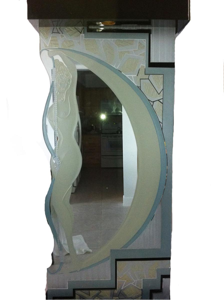 Art Deco Glass floor standing sculpture by Frank Hill Art Deco Glass floor standing sculpture by Frank Hill