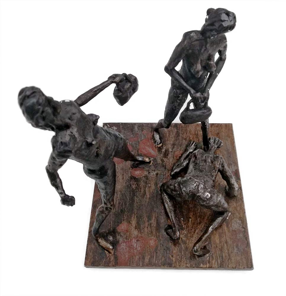 Make a Choice - a unique welded steel sculpture by Norwegian artist Knut Kvannli Make a Choice - a unique welded steel sculpture by Norwegian artist Knut Kvannli