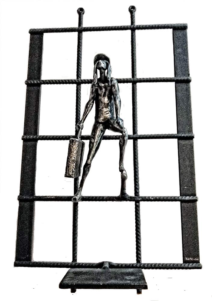 Travelling a unique welded steel sculpture by Knut Kvannli Travelling a unique welded steel sculpture by Knut Kvannli